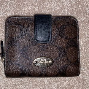 Coach Medium Corner Zip Wallet In Signature Canvas